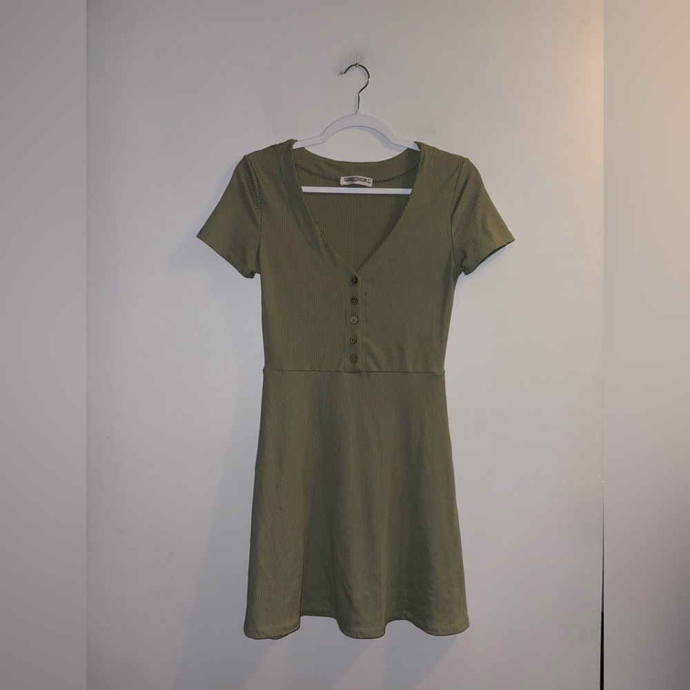 Lauren Taylor | Green Ribbed Dress